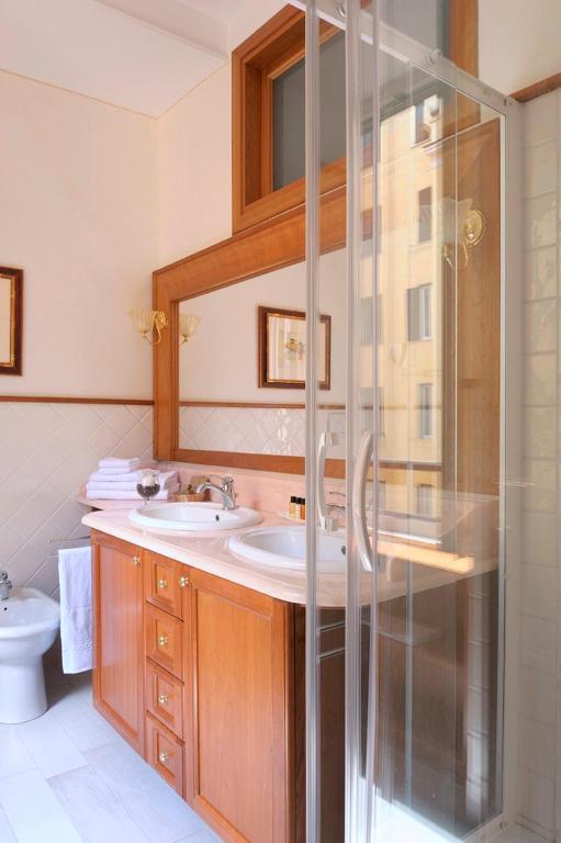 Apart-hotel Dea 2*